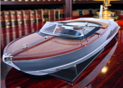 Катер Riva Aquarama (Dark Blue Grey)